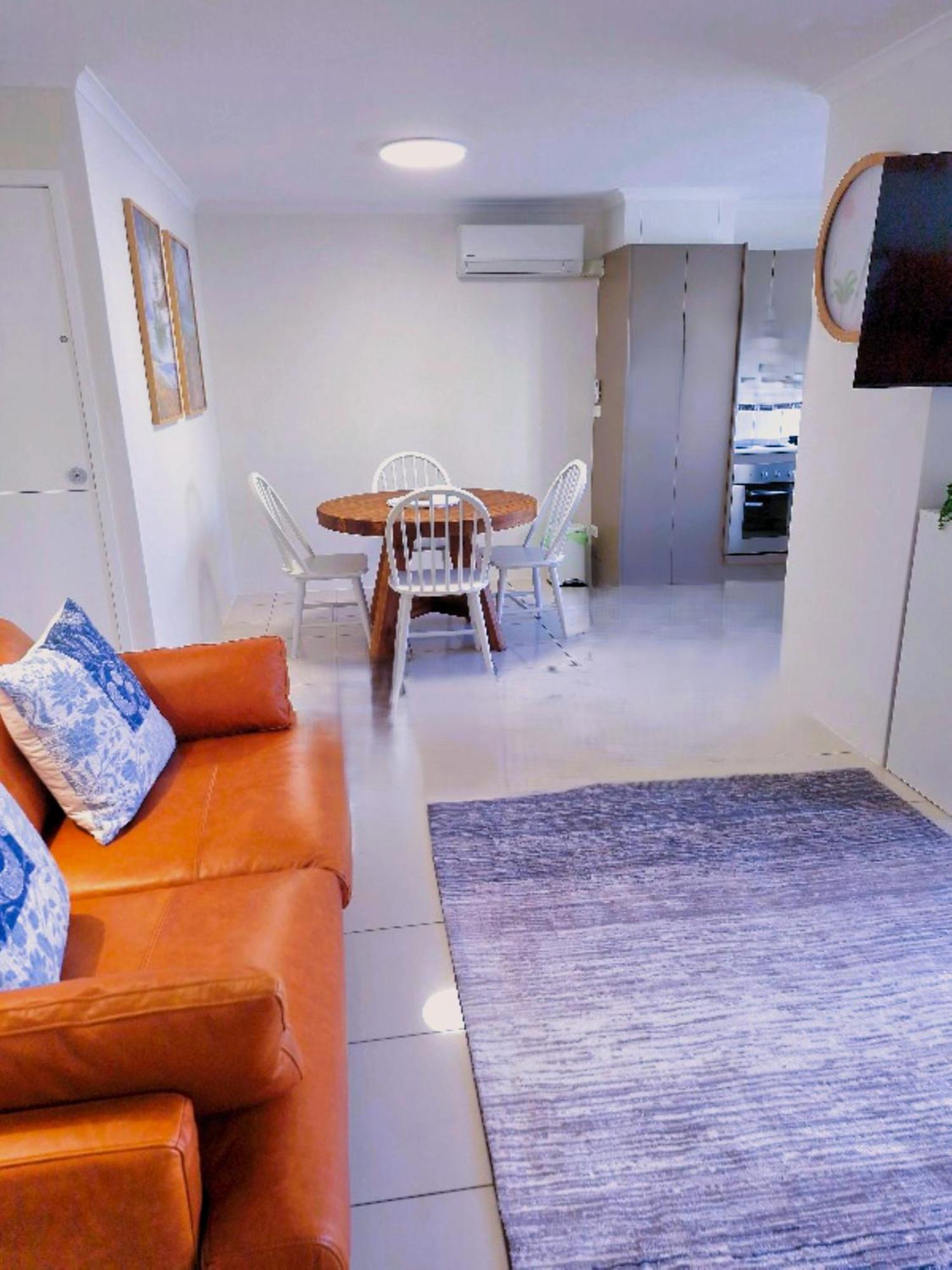 Joanne Apartments Калаундра Экстерьер фото