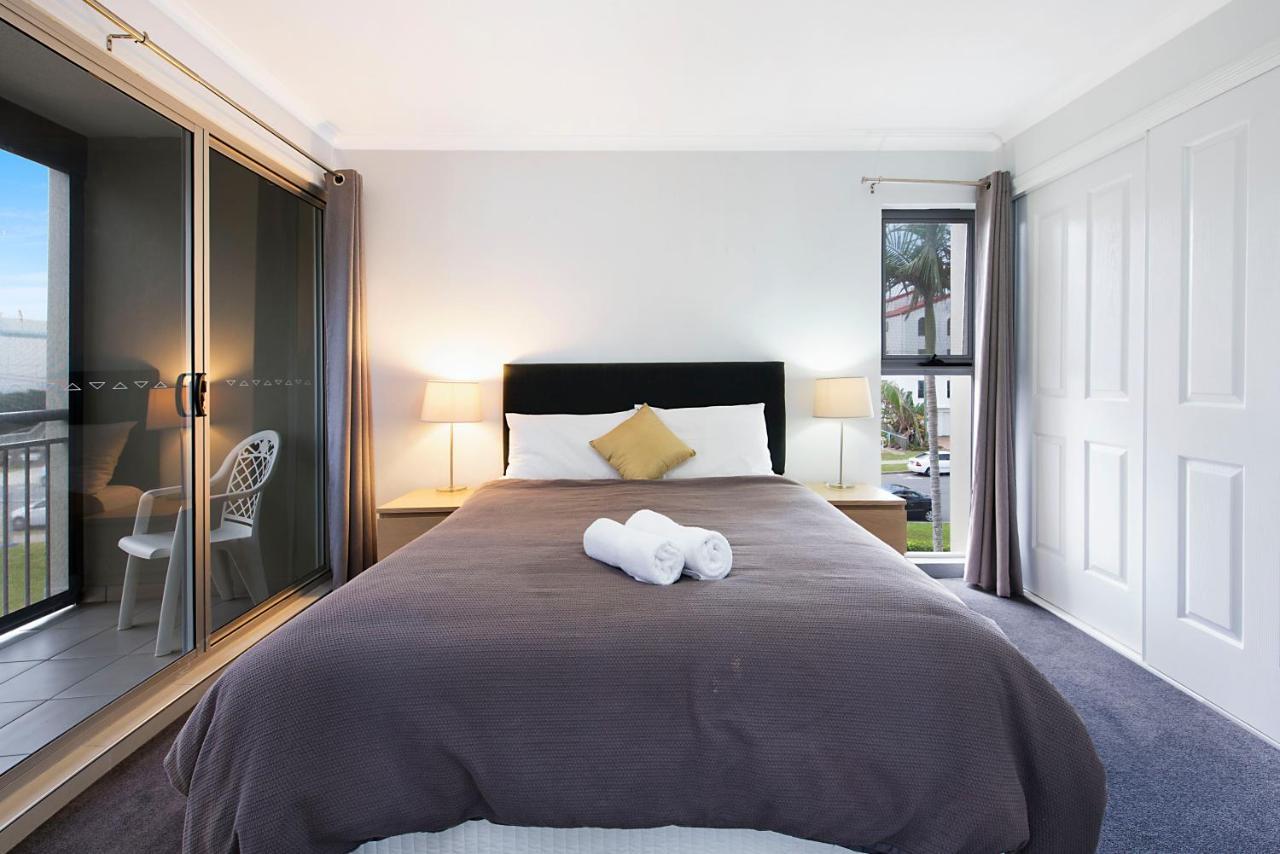 Joanne Apartments Калаундра Экстерьер фото
